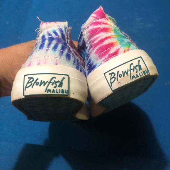 Blowfish tie dyed tennis shoes Size 7.5 - Picture 4 of 5